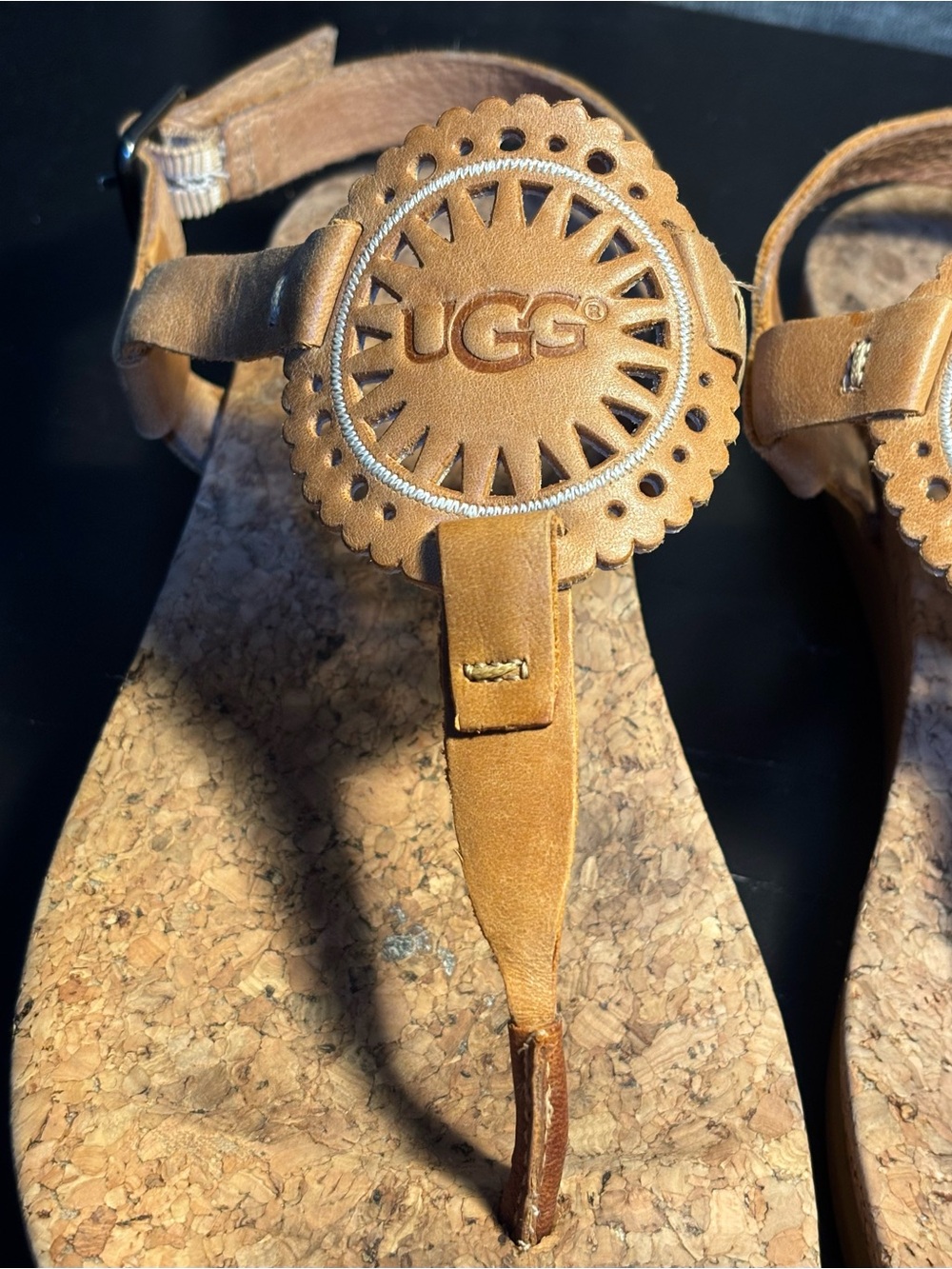 UGG Women's Tan Cork Thong Sandals with Medallion Detail - Picture 3 of 10
